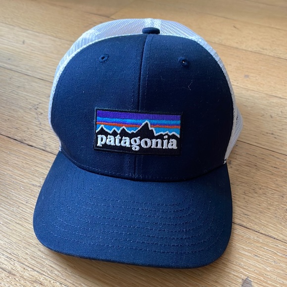 Patagonia kids (adjustable) tracker hat - Picture 2 of 4